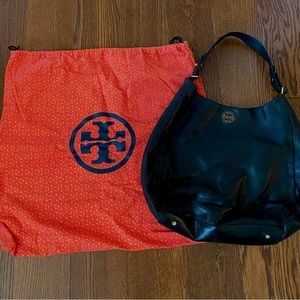 Tory Burch Leather Hobo bag